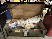 VINTAGE MILITARY TRUNK