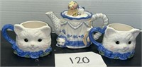 Avon Ceramic Teapot With Tea Cups Blue Rose