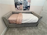 DAYBED & TRUNDLE