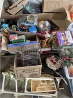 Huge amounts of household and kitchen items