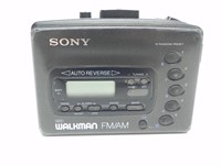 SONY FM/AM AVLS WALKMAN-RADIO CASSETTE PLAYER