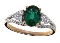10kt Gold Oval 2.30 ct Emerald Cocktail Ring