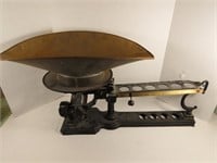 Antique Ball Scale