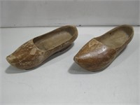 9.5" Wood Clogs Observed Scratches