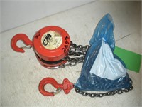 CM 1/2 Ton Chain Hoist