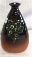 Grape design pottery vase, marked Floretta 33, 8