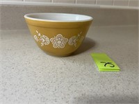 Small Vintage Pyrex Butterfly Gold Bowl