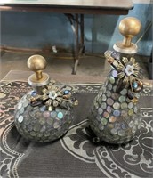 Pair of decorative perfume bottles