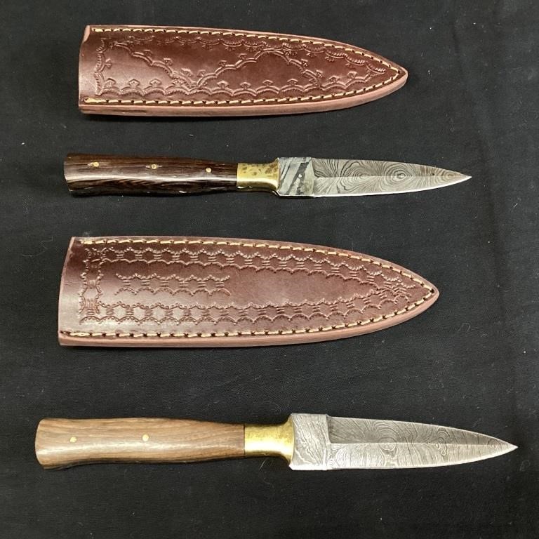 (2) CUSTOM DAMASCUS STEEL BLADE KNIVES w LEATHER