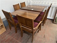 DINING ROOM TABLE W/ LEAFS AND CHAIRS