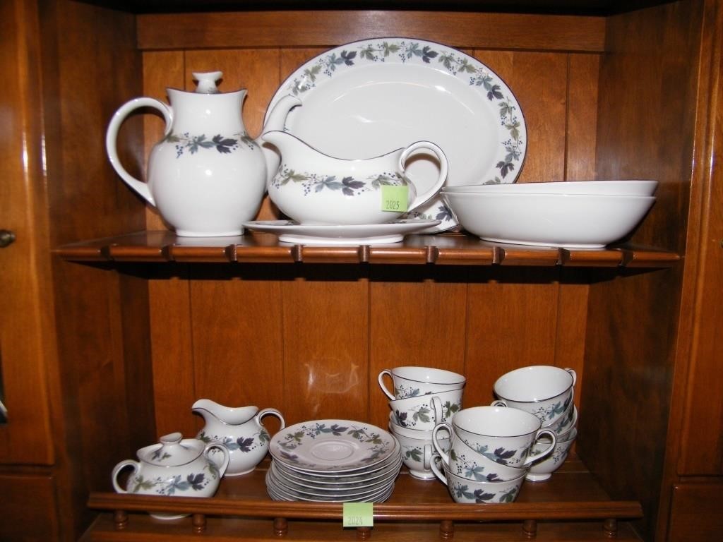 CTS OF BUFFET: ROYAL DALTON BURGANDY CHINA