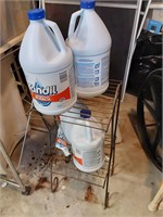 Wire/Metal Plant Stand & 3 Bottles of Bleach