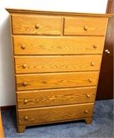 amish oak - large chest of drawers- 57x40