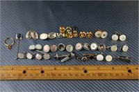 Assorted Vintage Jewelry and Buttons