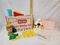 The Original  Play- Doh Master Modeling Set MO