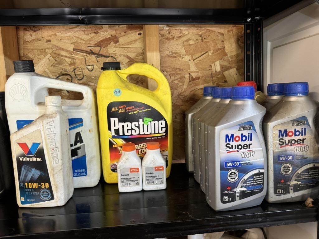 SHELF LOT OF CHEMICALS