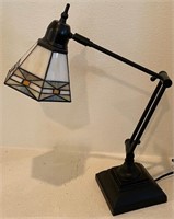 F - STAINED GLASS ADJUSTABLE DESK LAMP (B27)