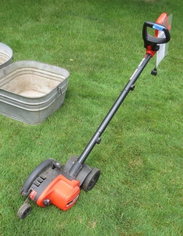 Black & Decker Edge Hog edger, 2009