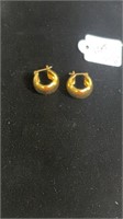 10 kt wide gold hoop earrings, 5.6 dwt