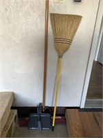 Broom, push broom
Dustpan and brush