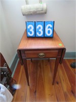 1 DRAWER DROP LEAF STAND