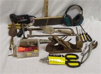 Hand Tools: Electric Staple Gun