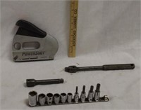 Proto Sockets, Staple Gun