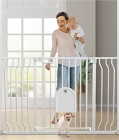 E9113  Extra Wide Baby Gate with Pet Door