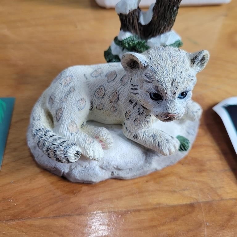 "snow leopard "  hamilton collection