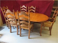 MAPLE DINING TABLE WITH 6 CHAIRS AND 3 LEAVES
