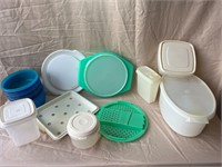 Tupperware and Plastic Ware Lot
