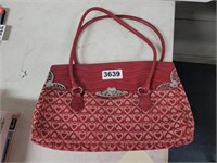 RED HEART PURSE