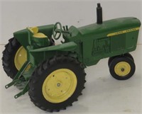 Ertl JD 3010 Tractor, 1/16