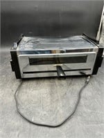 Toastmaster Reversible Broiler/Oven