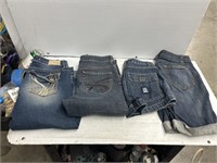 Women’s capris and shorts sizes mostly range 9-11