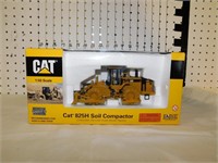 1:50 SCALE- Cat 825H Soil Compactor - cast