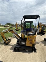 AGT H12R mini excavator, 16" bkt