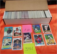 351 - BOX OF MIXED BASEBALL TRADING CARDS (A181)