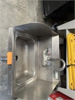 Used Commercial Single Basin Sink