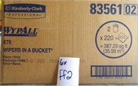Lot Ff2 6 Cases Wypall Wipers In A Bucket 8356102