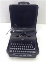 Vtg Royal "Arrow" Manual Typewriter