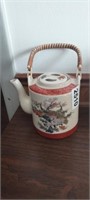 SATSUMA JAPAN PEACOCK TEAPOT