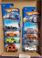 8 NOS HOT WHEELS TOYS