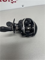 Lew’s Custom XP BaitCast Fishing Reel