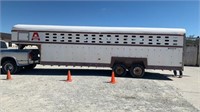 1983 Tri Livestock Trailer 24'