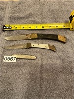 3 assorted pocket knives