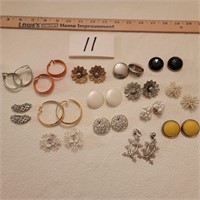 Earring Lot