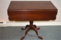Adams County Collection Drop-Leaf Table