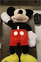 LARGE STUFFED MICKEYMOUSE