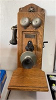 ANTIQUE B-R ELECTRIC WALL PHONE OAK WOOD CABINET